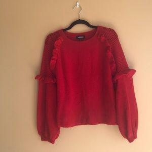 Red balloon sleeve sweater